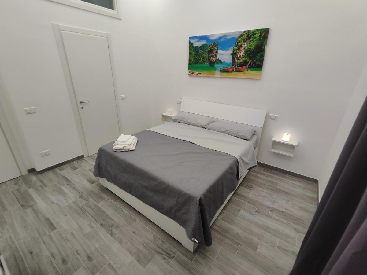 B&B Il Regno Delle Due Sicilie Nápoly Kültér fotó